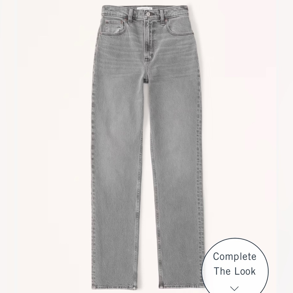 NWT Abercrombie & Fitch Ultra High Rise 90s Straight Jeans - Gray - 29L
